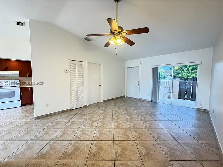 11760 SW 123rd Ave — Photo 8