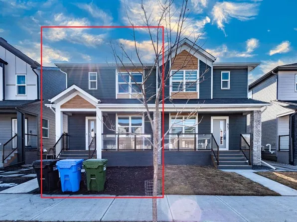 671 E Wolf Willow Blvd SE, Calgary, AB T2X 3Z9
