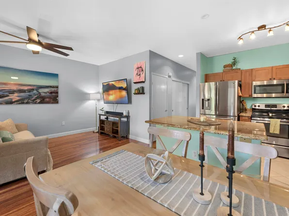 46 Polohina Ln APT 20-3, Lahaina, HI 96761