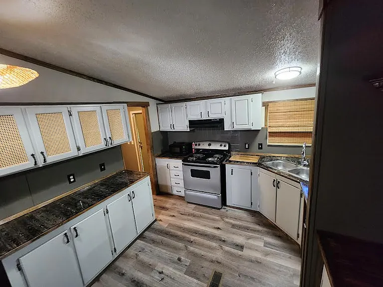 126 Porter Rd — Photo 13