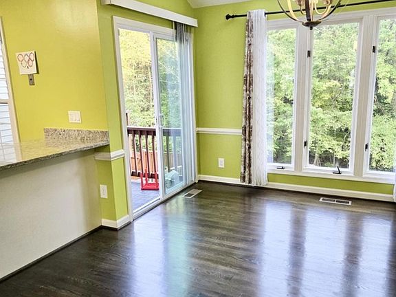 2nd image of 3606 Eagle Rock Ct