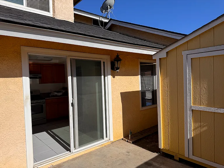 Patio w/Shed
