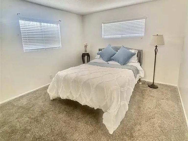 1121 W Mayberry Ave — Photo 8