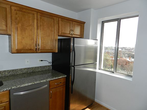 5th image of 8315 N Brook Ln APT 1106