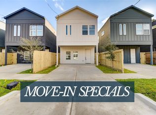 1211 Dewalt St, Houston, TX 77088