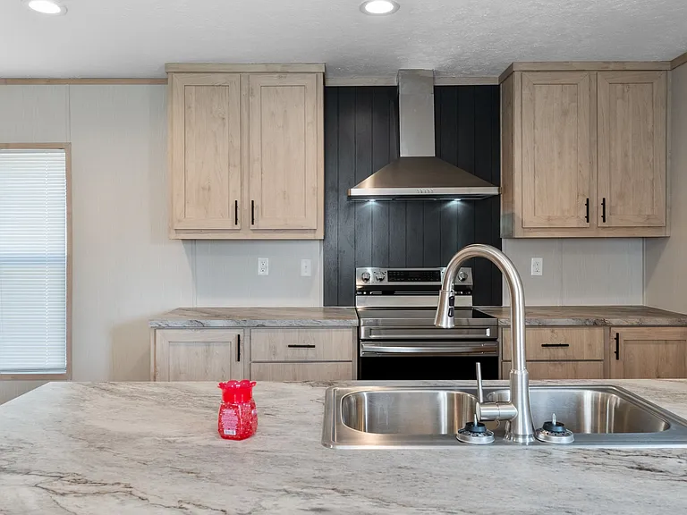6310 Strawberry Dr — Photo 6