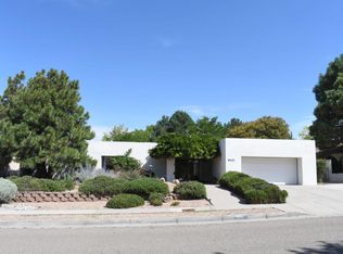 9301 Lona Ln NE, Albuquerque, NM 87111