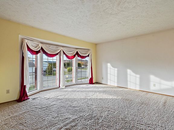 4th image of 5514 N Malta St