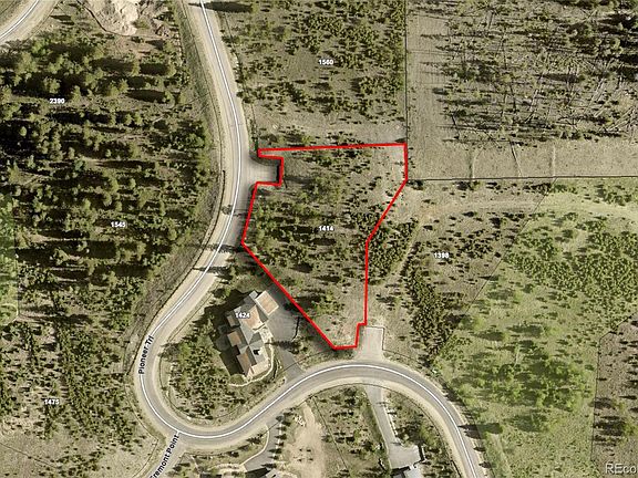 4th image of 1414 Pioneer Trail