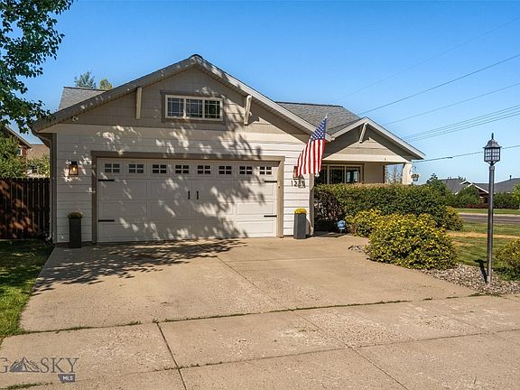 4th image of 1235 Hunters Way