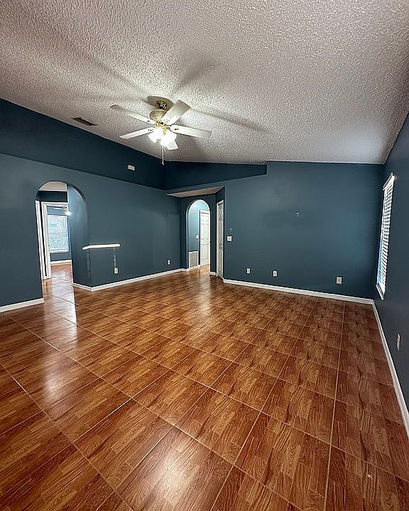 1st image of 10429 Coconut Grove Ln