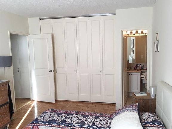 4th image of 215 E 95th St APT 33H