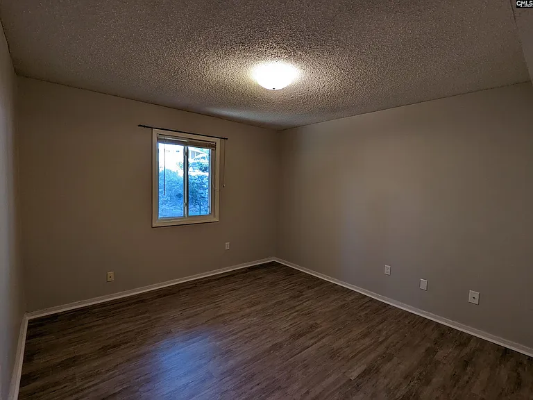 1208 Bush River Rd #H4 — Photo 10