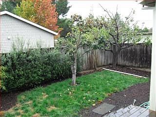 4th image of 2949 Willowbrook Ln