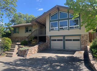 3418 Terra Linda Dr, Santa Rosa, CA 95404