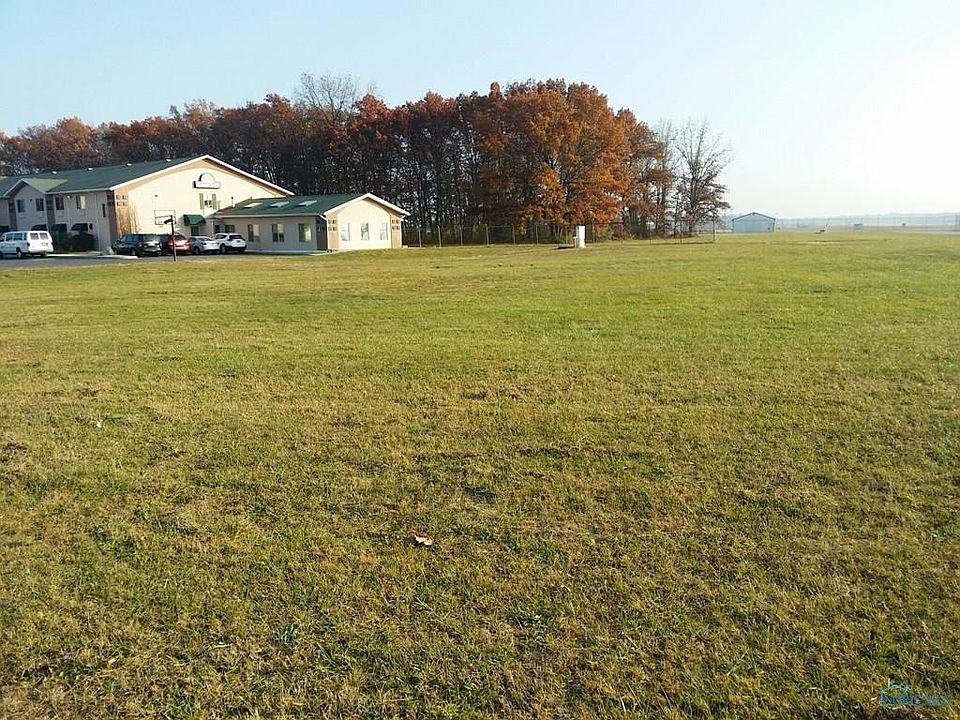 2nd image of 10753 Airport Hwy