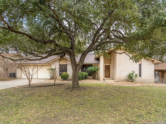 3rd image of 2131 Oak Wild