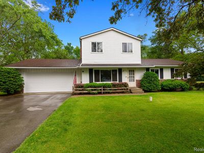 4327 Lancashire Ln, Milford, MI, 48380