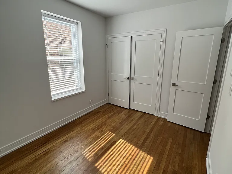 1334 W Elmdale Ave #3R — Photo 6
