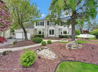 6 Marigold Ln, Marlboro, NJ 07746