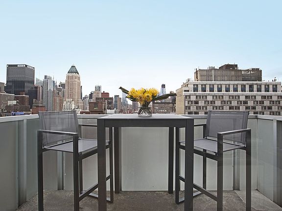 2nd image of 426 W 58th St #Penthouse 4
