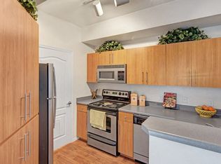 Acclaim, Phoenix, AZ 85021