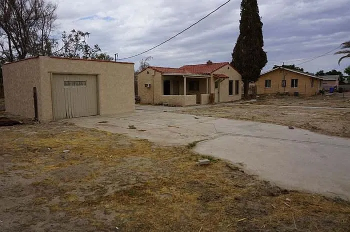29143 Arrowhead Ave