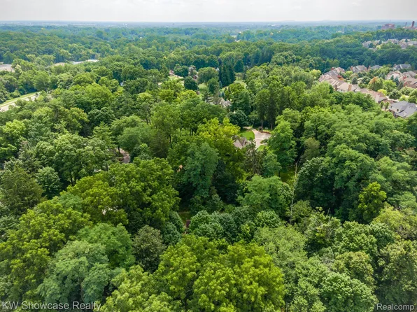 43550 Reservoir St, Plymouth, MI 48170