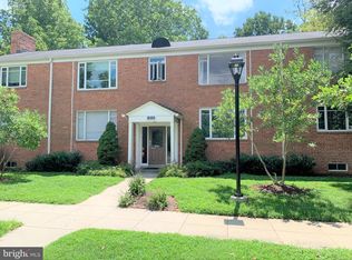 10305 Montrose Ave #M101, Bethesda, MD 20814