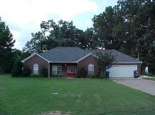 222 Brentwood Dr, Pontotoc, MS 38863