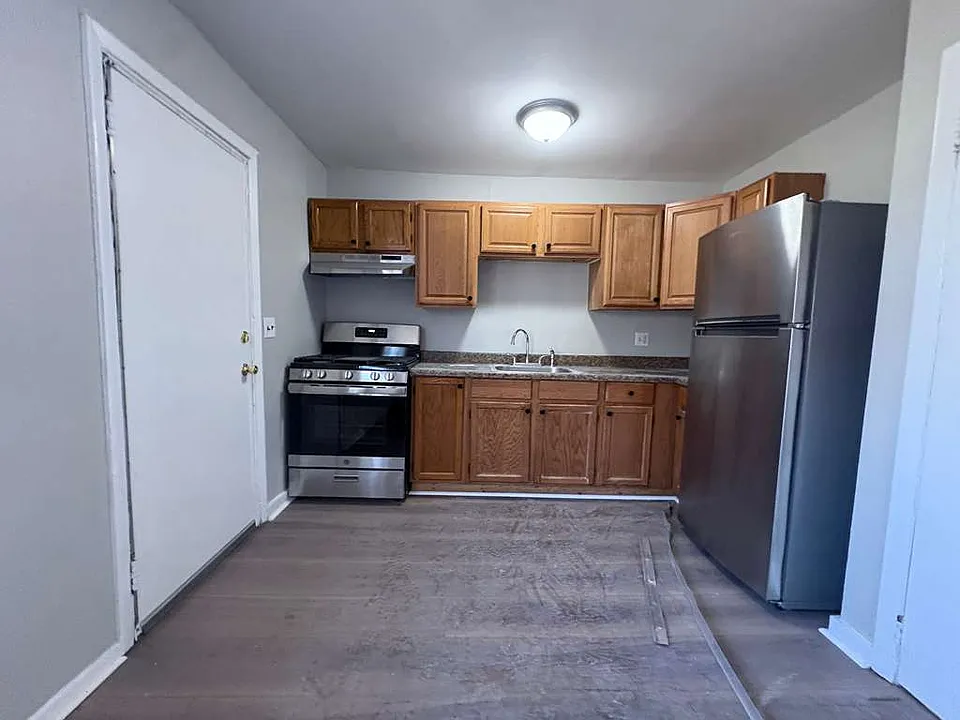 215 Blake St #377