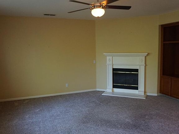 3rd image of 9255 Lamprey Dr