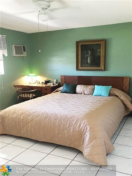 1st image of 1395 NE 167th St APT 306