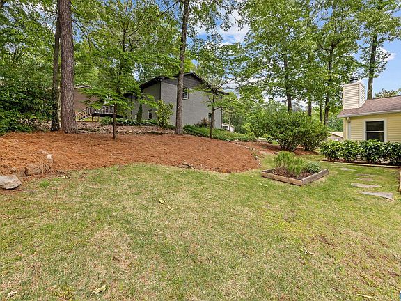 5th image of 3434 Rock Ridge Cir