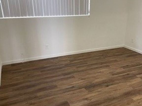 2nd image of 3612 Mentone Ave APT 4