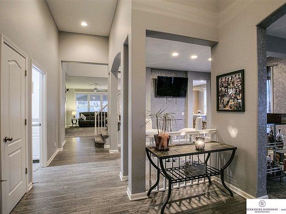 5th image of 9509 S 27th Ave