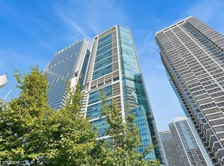 340 E Randolph St UNIT 1706, Chicago, IL 60601