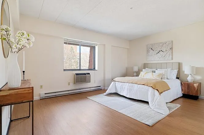 135 Pleasant St #605 — Photo 10