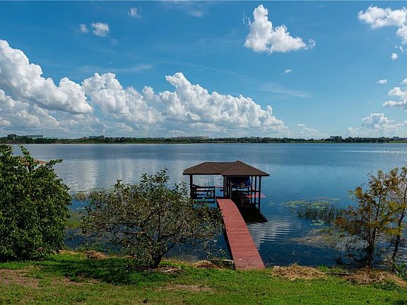 5th image of 10219 Cove Lake Dr