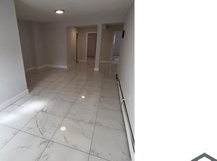 376 Huntington Ave, Bronx, NY 10465