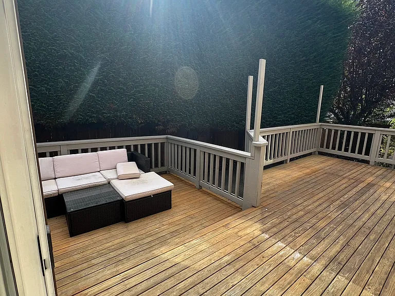 7607 NE 125th St — Photo 30