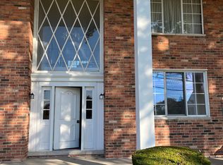 29238 Hoover Rd, Warren, MI 48093