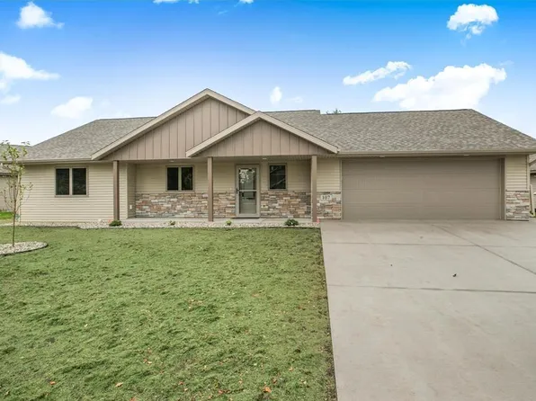 107 Barry Loop NW, Richmond, MN 56368