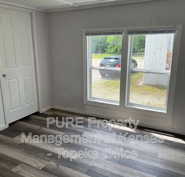 1208 Oak St #4 — Photo 8