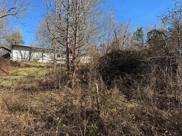 239 Ova Ln, Williamsburg, KY 40769