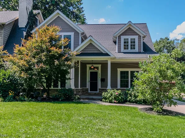 2218 S Overlook Rd, Cleveland Heights, OH 44106