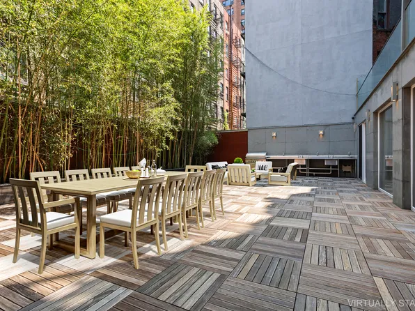 433 East 74th Street image 3 of 26