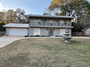 3803 Quail Creek Dr, Dothan, AL 36303