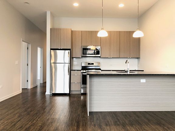 4th image of 2500 N Clybourn Ave APT 309
