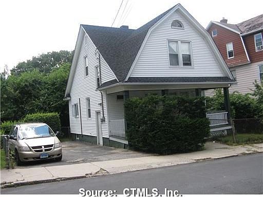 2nd image of 32 Eastwood Ave